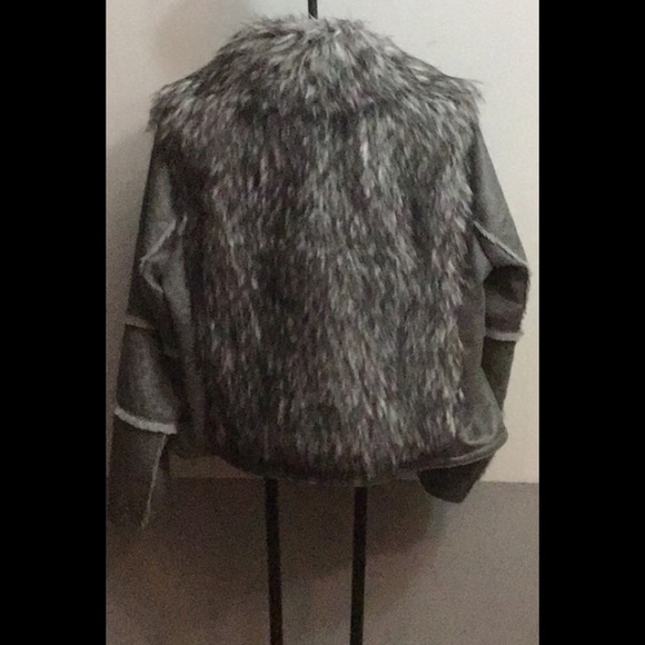 Karen Blake studio collection - Picture 3 of 4